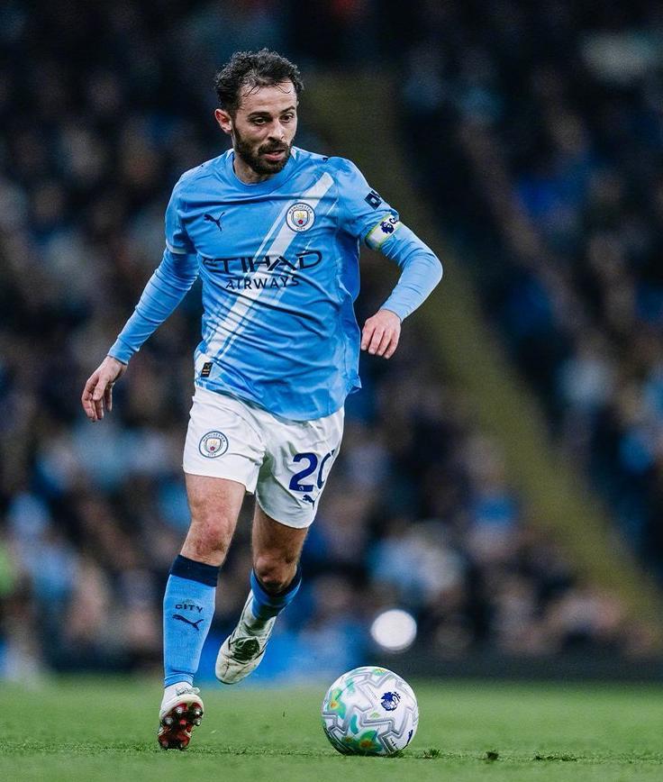 加拿大28开奖结果-瓜帅跌倒塔帅吃饱！哈兰德梦游0射正，曼城2-2森林冠军渐行渐远